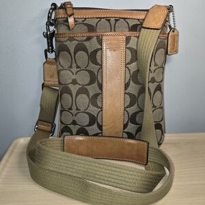 Vintage COACH 6016 Signature Brown and Tan Crossbody Swingpack Bag